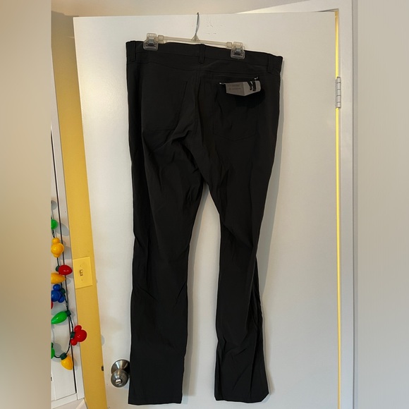 Eddie Bauer Adventure Trek Pant size 38x34 - Picture 2 of 6